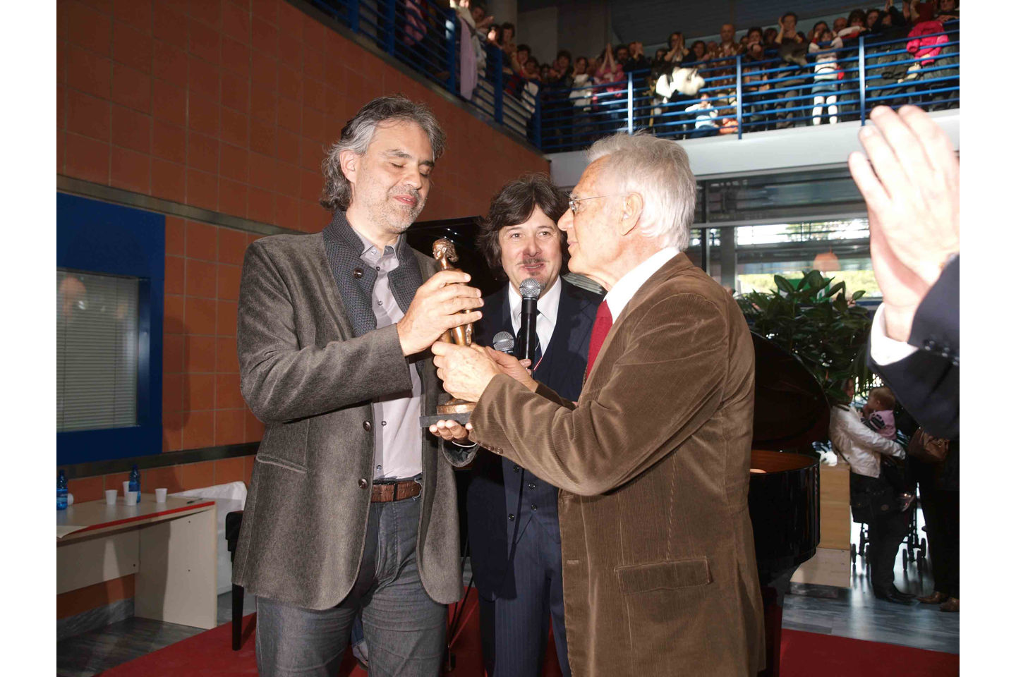 Gianluigi Gessa e Andrea Bocelli